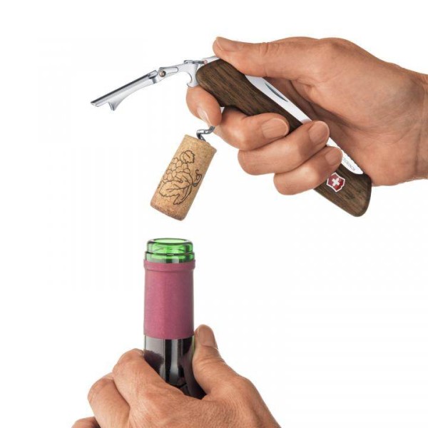 Victorinox Wine Master Nussbaumholz 0.9701.63